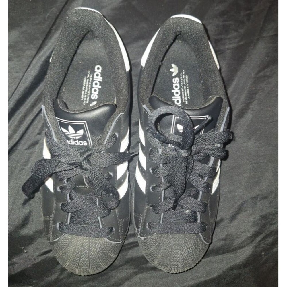 Adidas Superstar II Sneakers for men in white and black, size 7